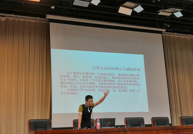 李晓林_副本.jpg